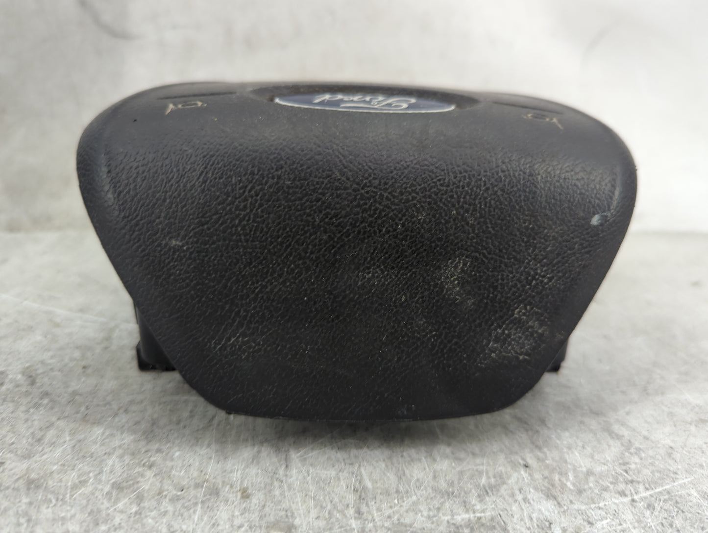 2016 Ford Transit 250 Air Bag Driver Left Steering Wheel Mounted Black - Oemusedautoparts1.com