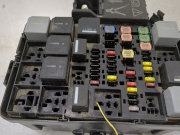 2016 Ford Transit 250 Fusebox Fuse Box Panel Relay Module P/N:BK2T-14A075-AB BK2T-14B144-AA, 7171-3371-30 Fits OEM Used Auto Parts