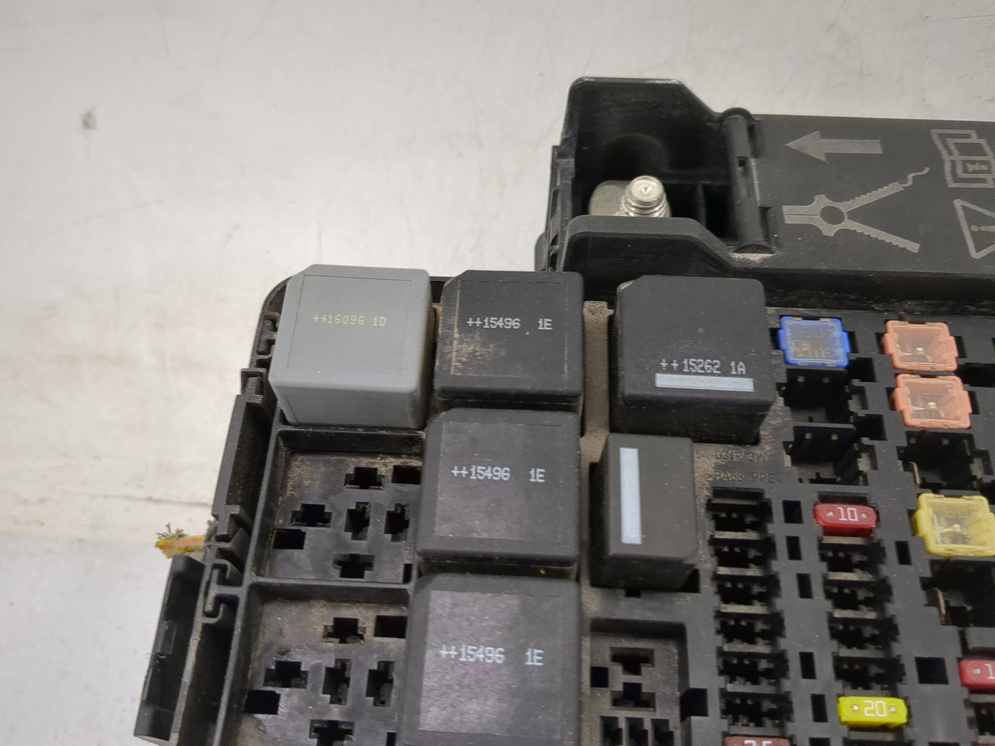 2016 Ford Transit 250 Fusebox Fuse Box Panel Relay Module P/N:BK2T-14A075-AB BK2T-14B144-AA, 7171-3371-30 Fits OEM Used Auto
