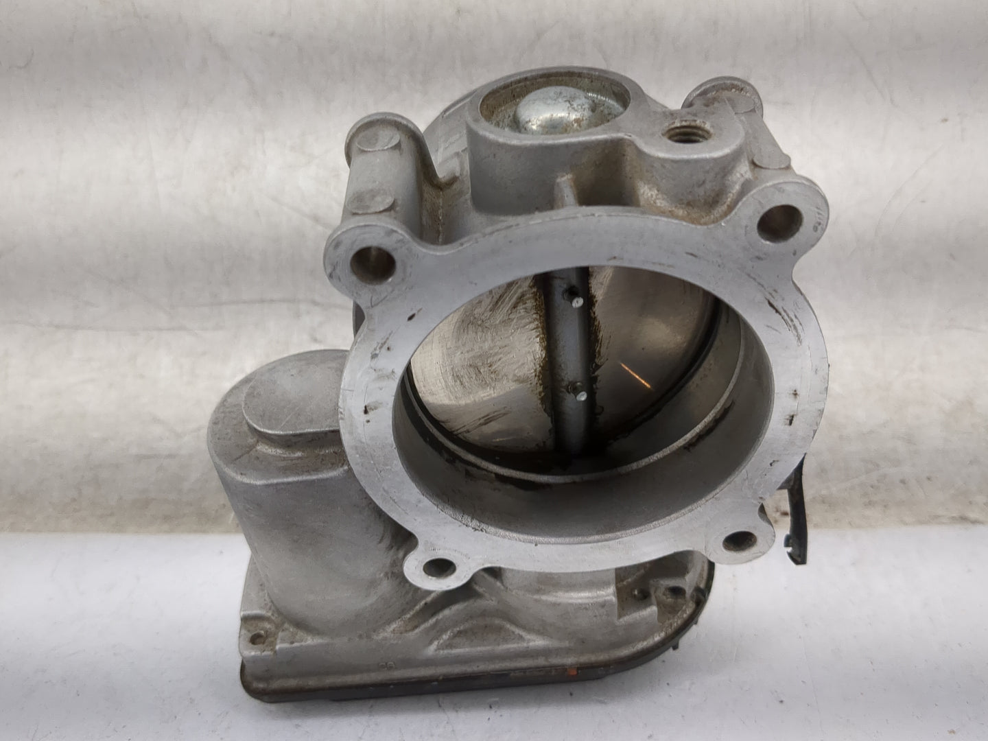 2016 Ford Transit 250 Throttle Body P/N:DA614303421 4E1612A-0819 Fits Fits 2011 2012 2013 2014 2015 2017 2018 2019 OEM Used 