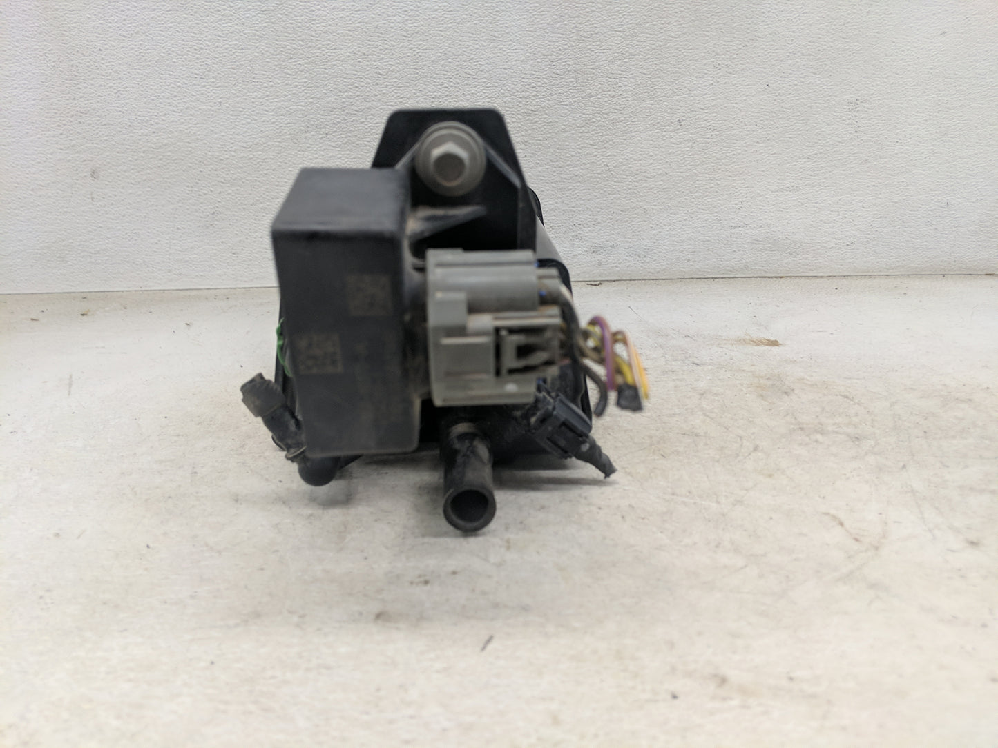 2016 Ford Transit 250 Fuel Vapor Charcoal Canister - Oemusedautoparts1.com