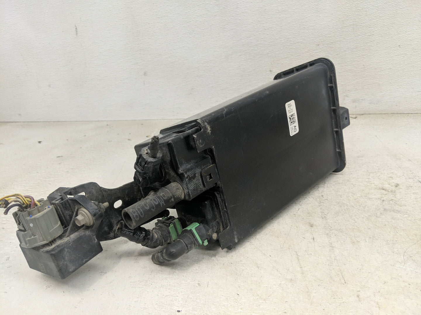 2016 Ford Transit 250 Fuel Vapor Charcoal Canister - Oemusedautoparts1.com
