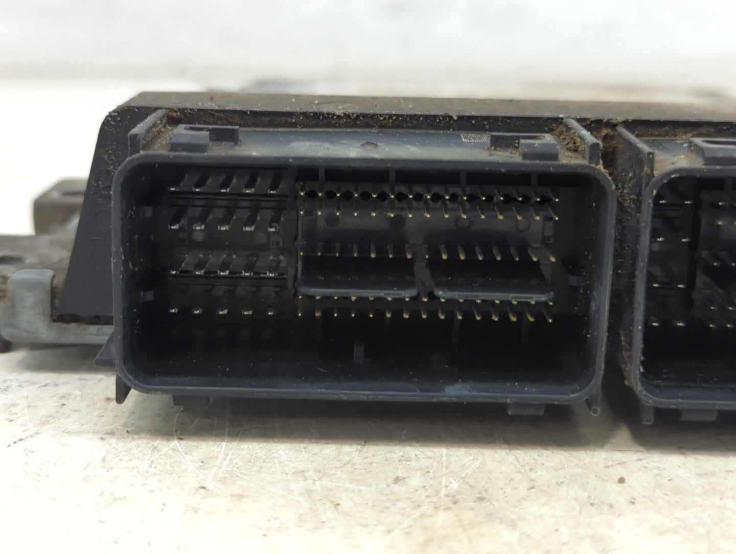 2016 Ford Transit 250 PCM Engine Control Computer ECU ECM PCU OEM P/N:GK4A-12A650-GA FL3A-12B684-BEB, A6SXU24567500 Fits OEM