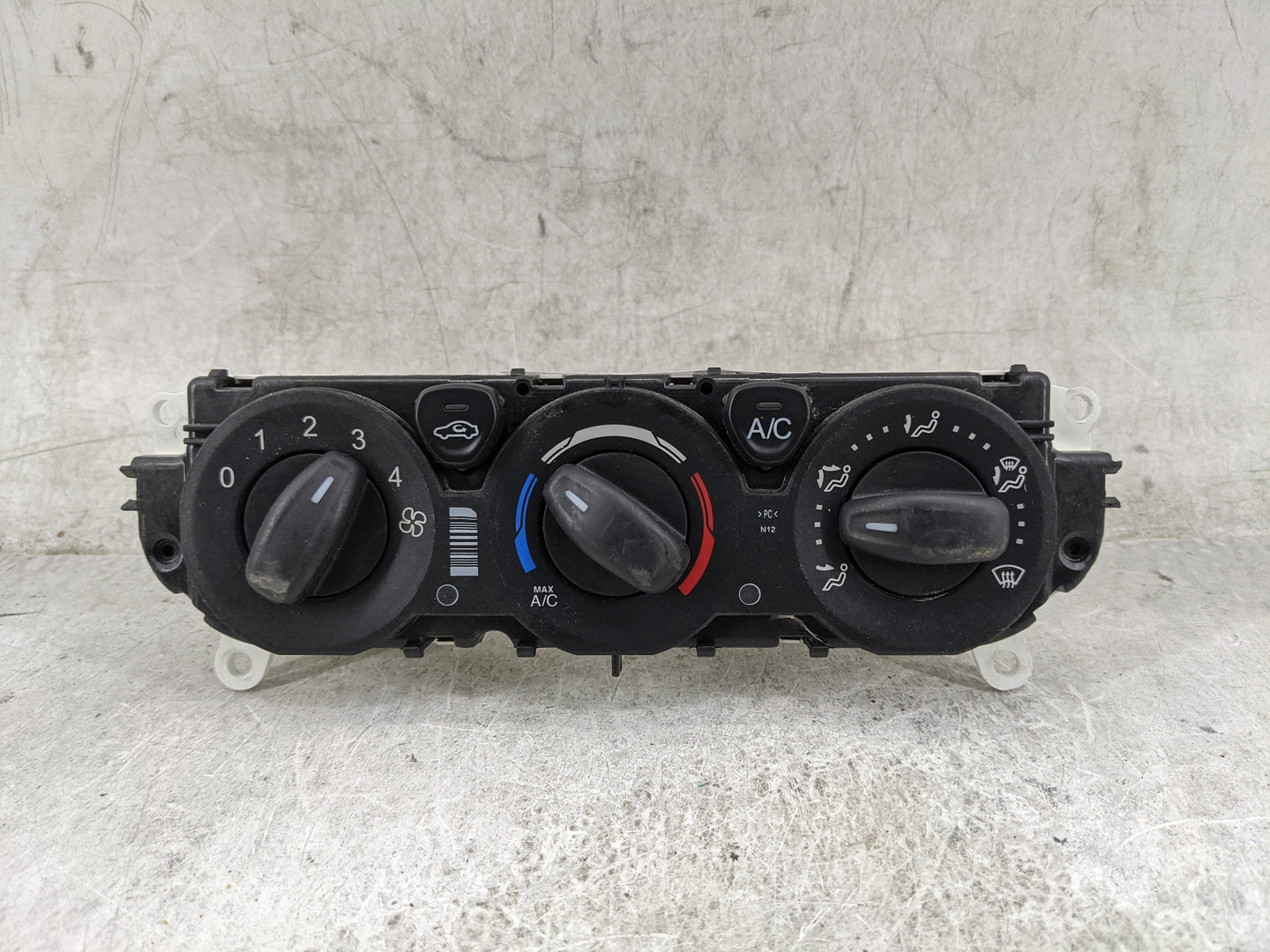2016 Ford Transit 250 Climate Control Module Temperature AC/Heater Replacement P/N:BM5T18549 BM5T19980 Fits OEM Used Auto Pa