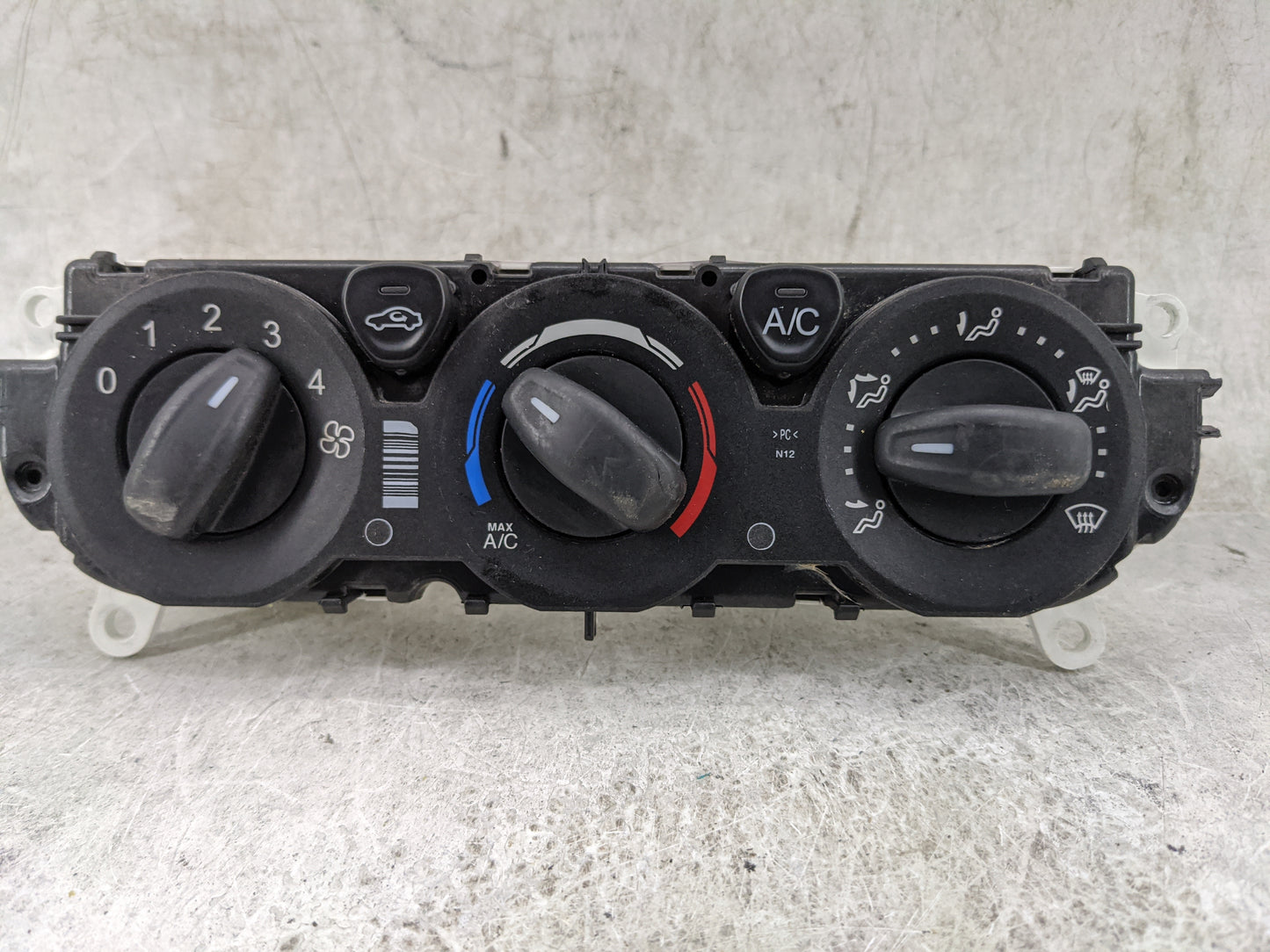 2016 Ford Transit 250 Climate Control Module Temperature AC/Heater Replacement P/N:BM5T18549 BM5T19980 Fits OEM Used Auto Pa
