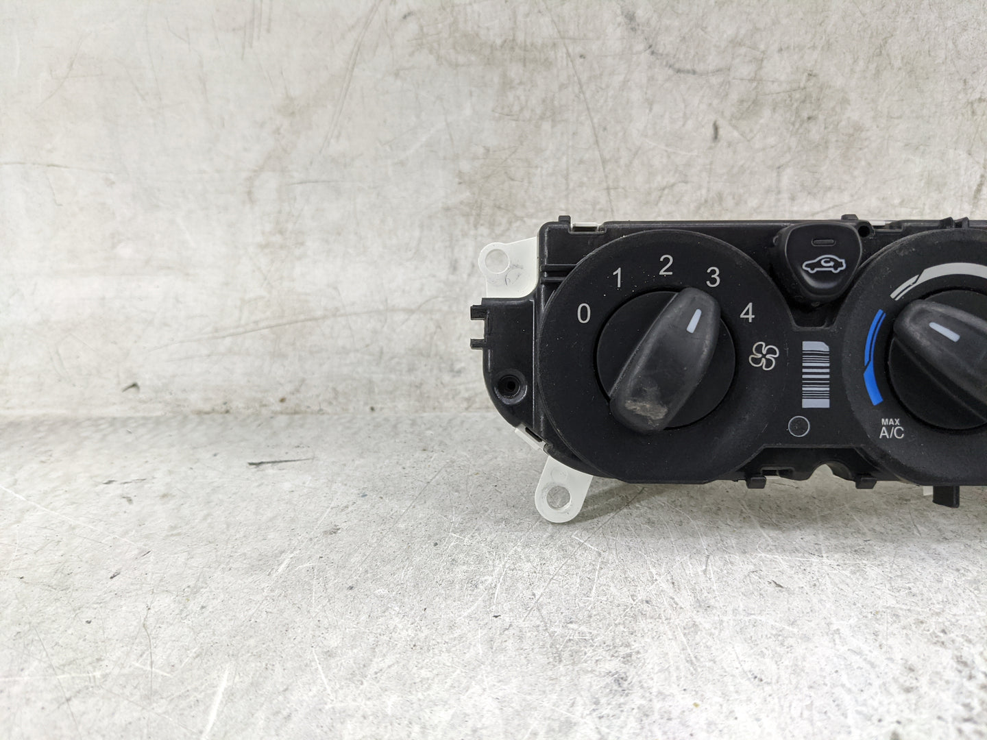 2016 Ford Transit 250 Climate Control Module Temperature AC/Heater Replacement P/N:BM5T18549 BM5T19980 Fits OEM Used Auto Pa
