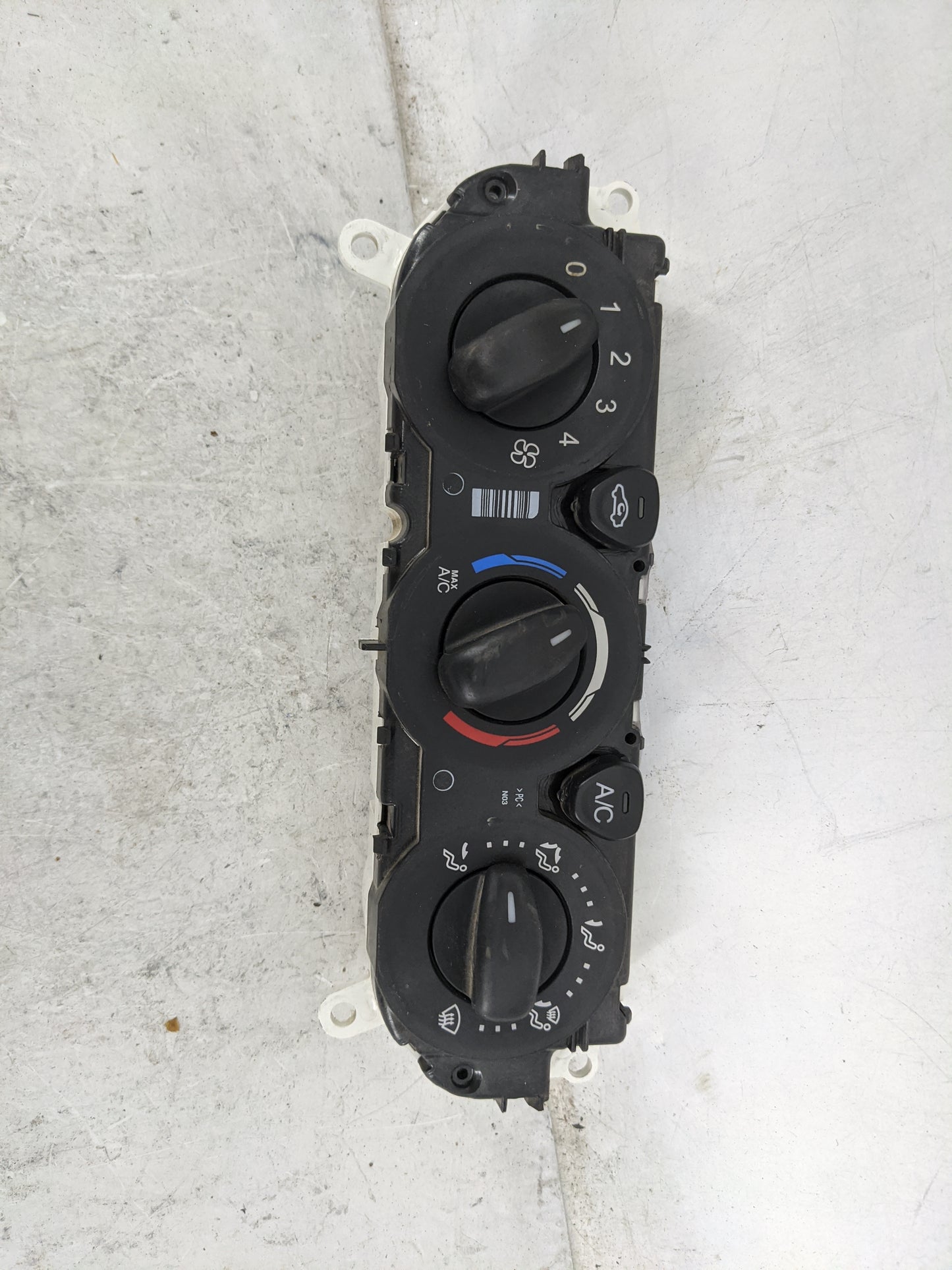 2016 Ford Transit 250 Climate Control Module Temperature AC/Heater Replacement Fits Fits 2015 2017 2018 2019 OEM Used Auto P