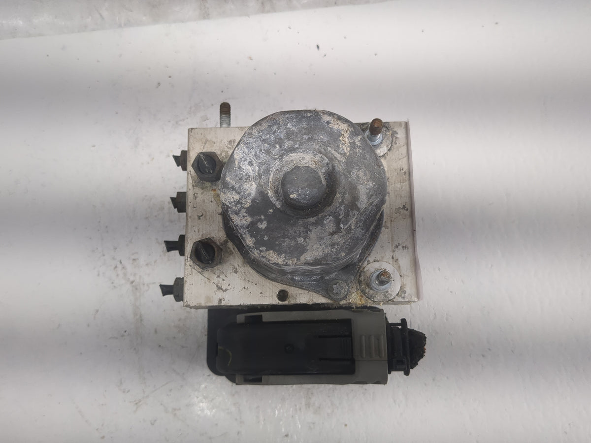 2016 Ford Transit 250 Anti-Lock Brake ABS Pump Module Actuator OEM Fits Fits 2015 2017 2018 2019 OEM Used Auto Parts - Oemus