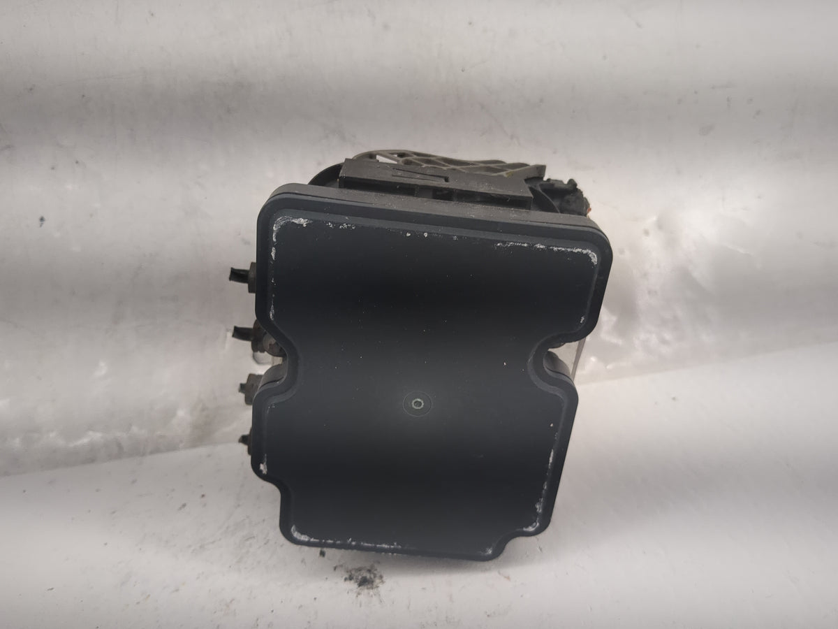 2016 Ford Transit 250 Anti-Lock Brake ABS Pump Module Actuator OEM Fits Fits 2015 2017 2018 2019 OEM Used Auto Parts - Oemus