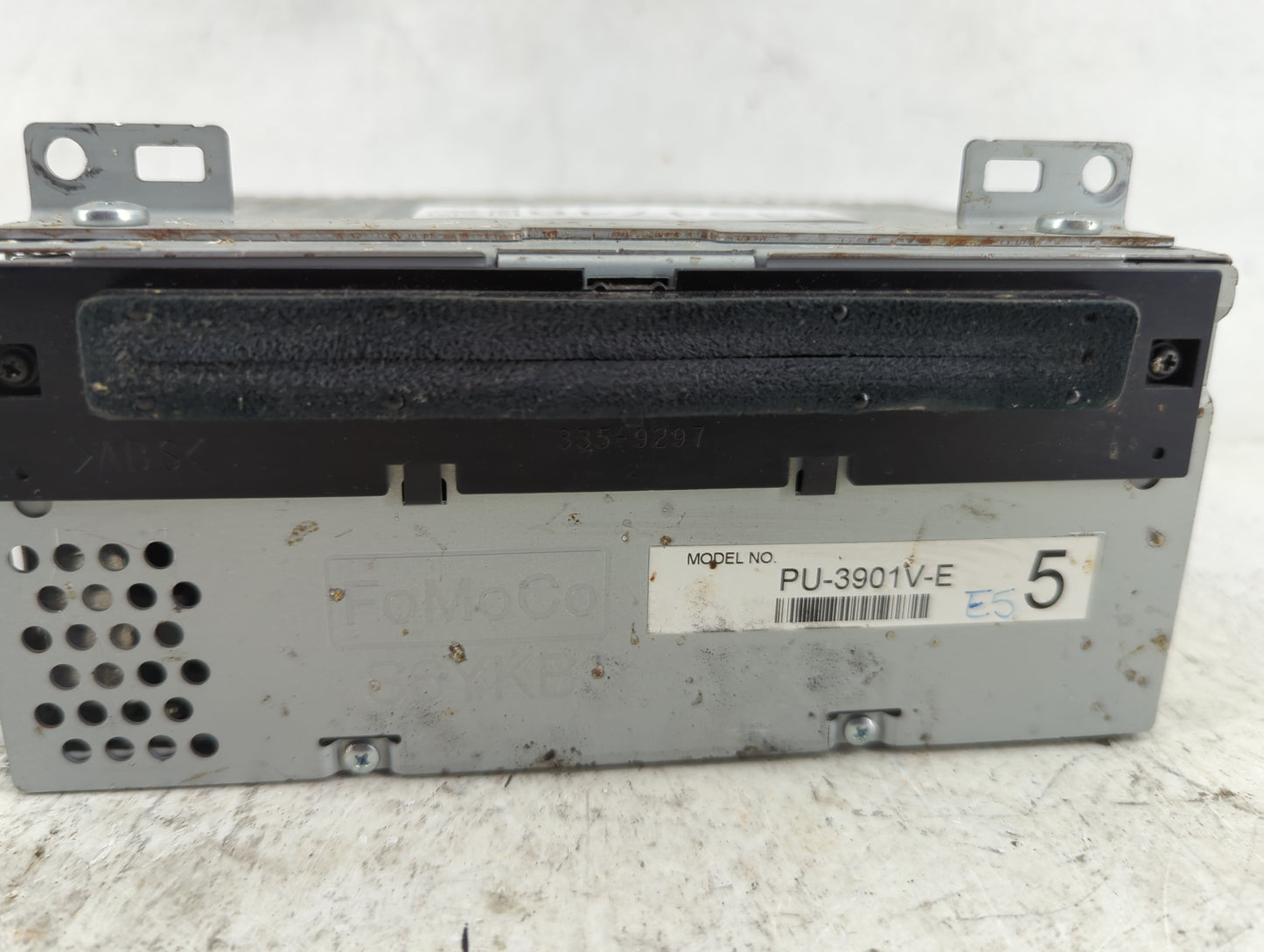 2016 Ford Transit 350 Radio AM FM Cd Player Receiver Replacement P/N:PU-3901V-E 335-9297 Fits Fits 2017 OEM Used Auto Parts 