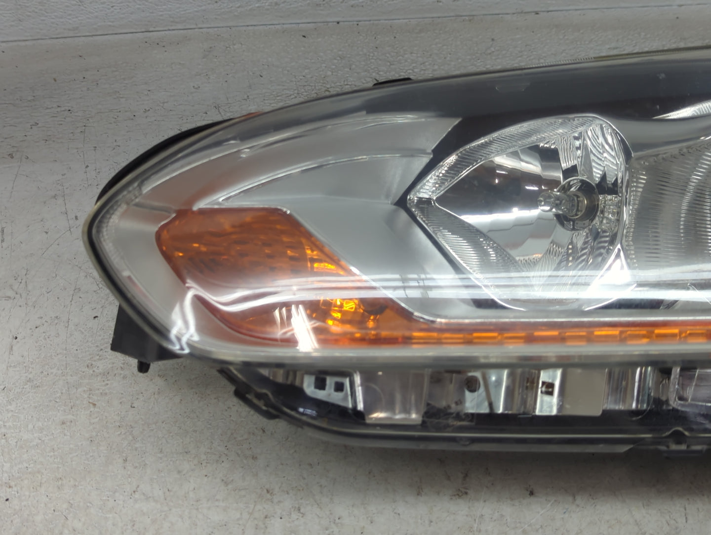 2014-2018 Ford Transit Connect Driver Left Oem Head Light Headlight Lamp - Oemusedautoparts1.com