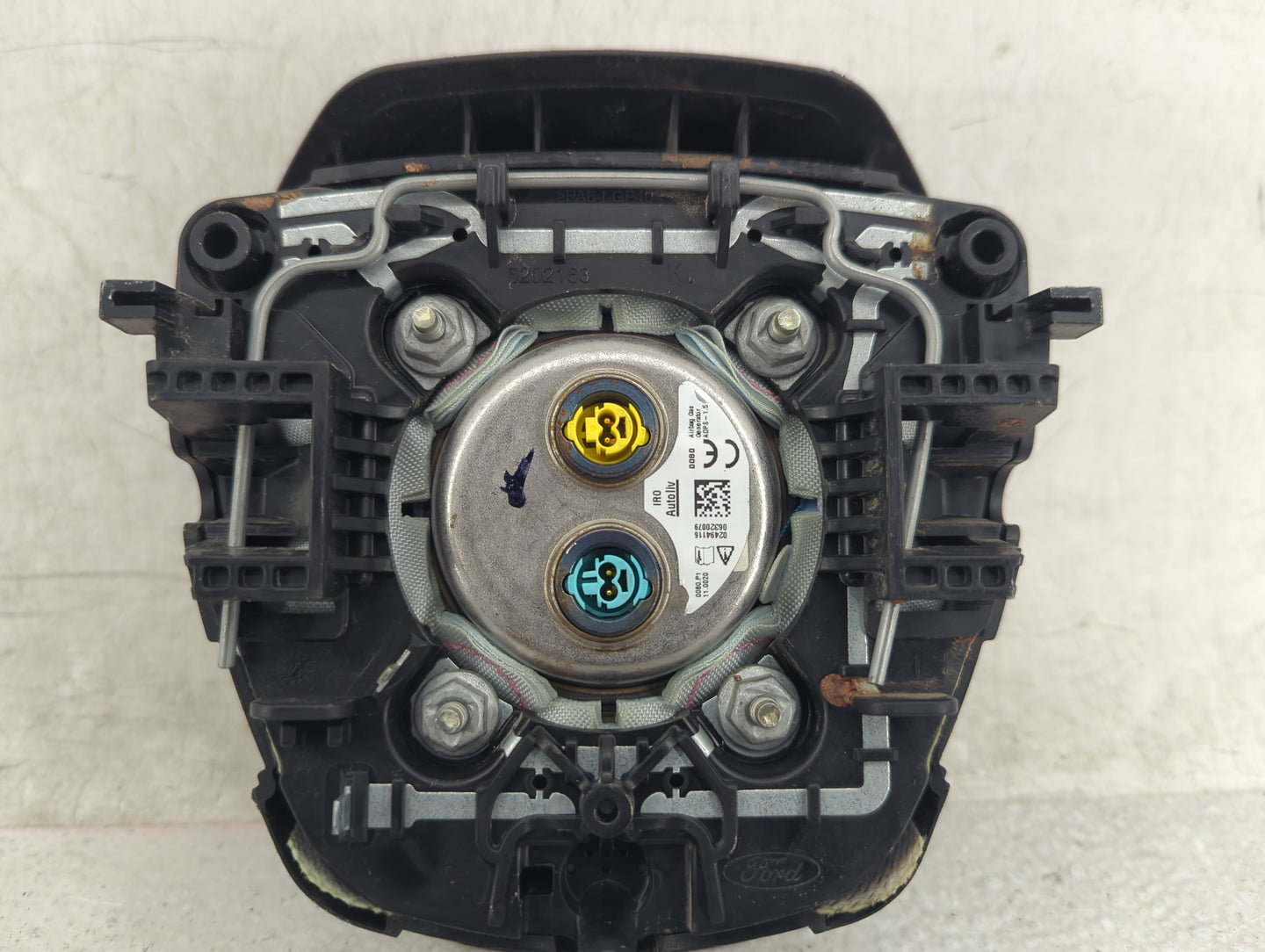 2016 Ford Transit Connect Air Bag Driver Left Steering Wheel Mounted P/N:02464116 Fits OEM Used Auto Parts - Oemusedautopart