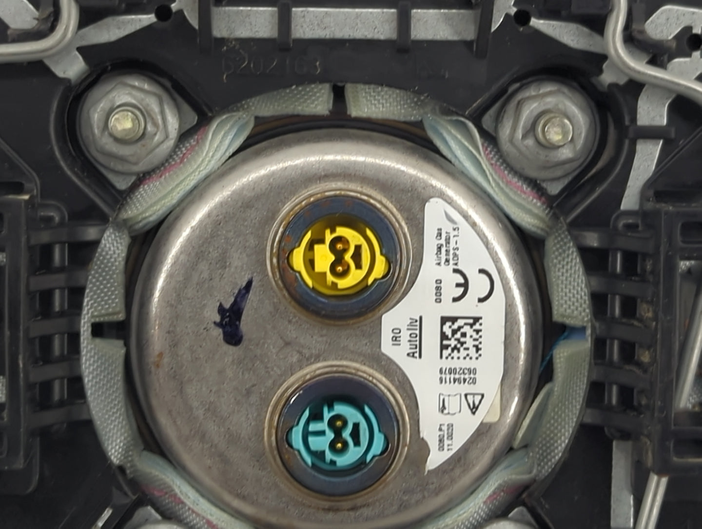 2016 Ford Transit Connect Air Bag Driver Left Steering Wheel Mounted P/N:02464116 Fits OEM Used Auto Parts - Oemusedautopart