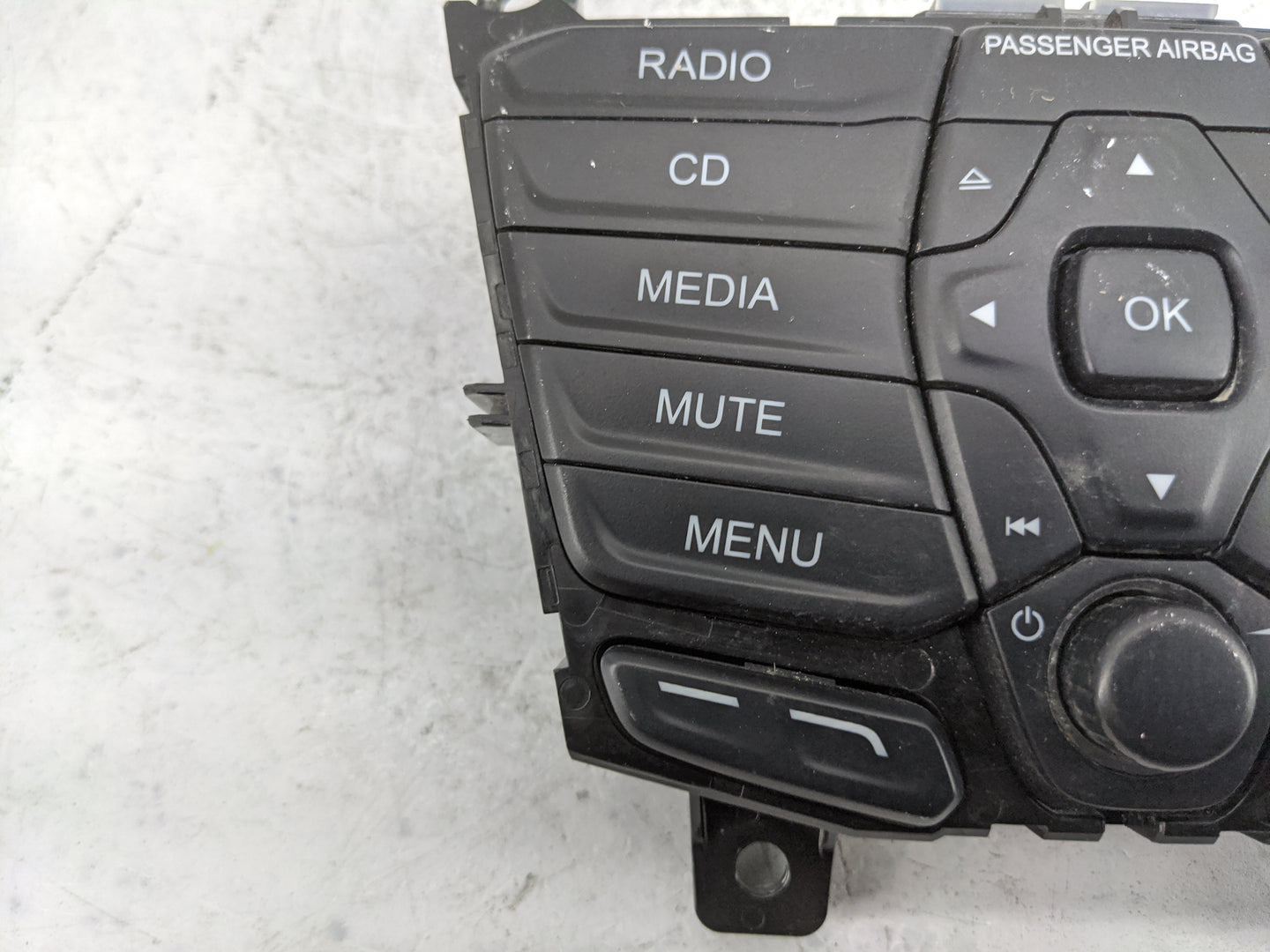 2016 Ford Transit Connect Radio Control Panel 1477668 - Oemusedautoparts1.com