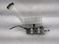 2009-2017 Gmc Acadia Brake Master Cylinder 1088983 - Oemusedautoparts1.com