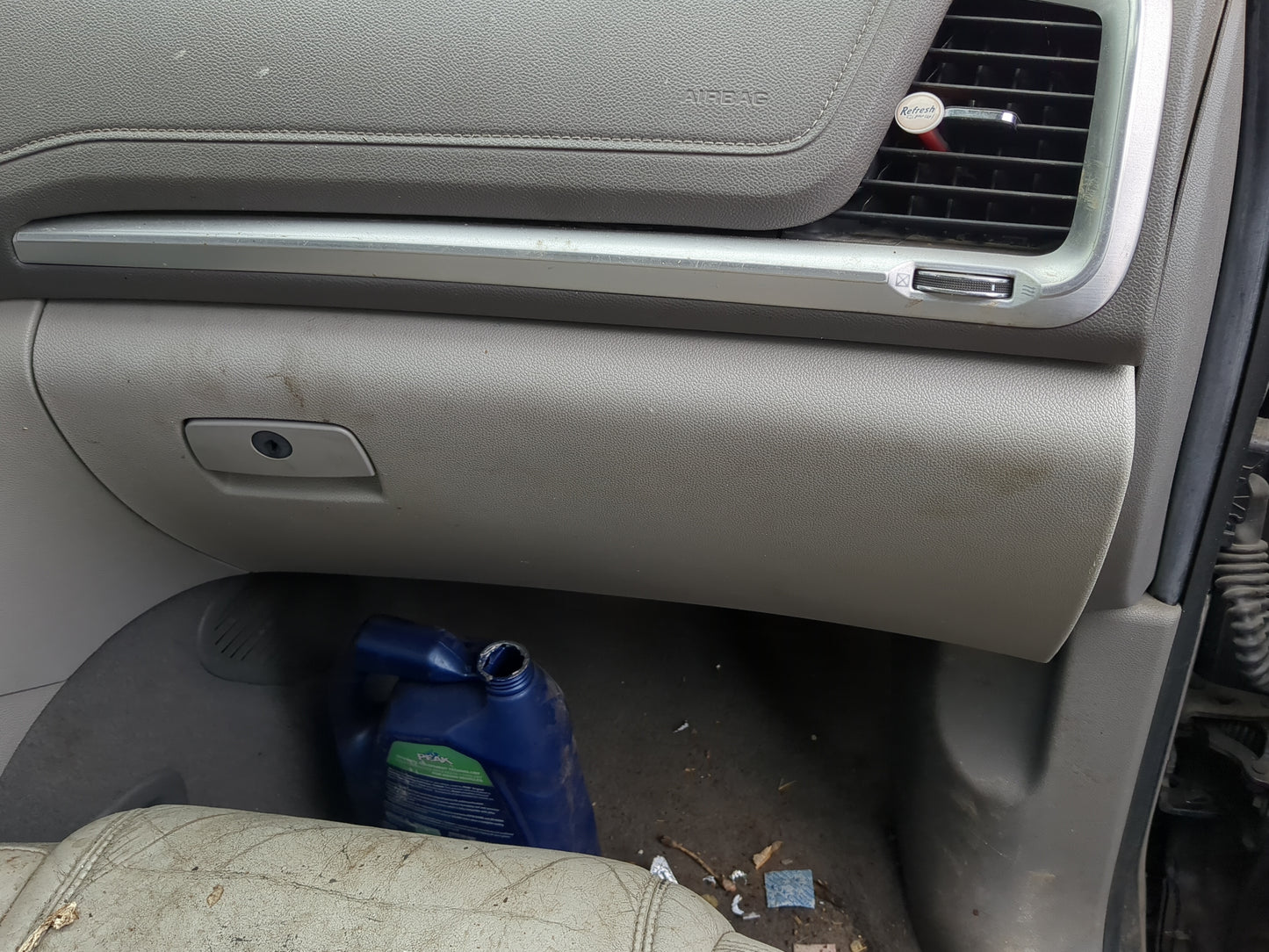 2016 Gmc Acadia Passenger Glove Box Door Storage Compartment 1089094 - Oemusedautoparts1.com