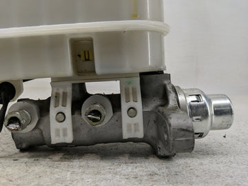 2009-2017 Gmc Acadia Brake Master Cylinder