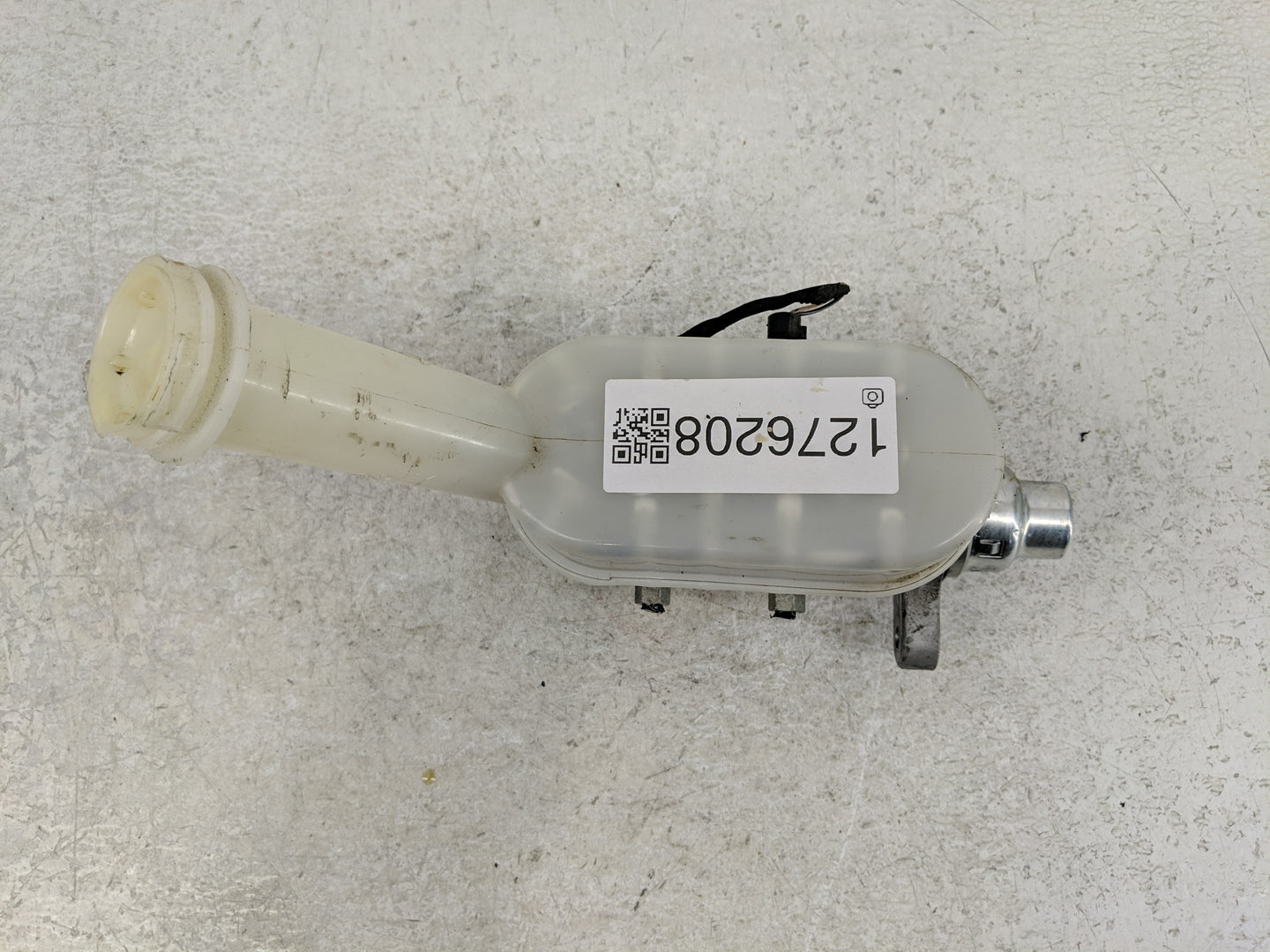 2009-2017 Gmc Acadia Brake Master Cylinder - Oemusedautoparts1.com