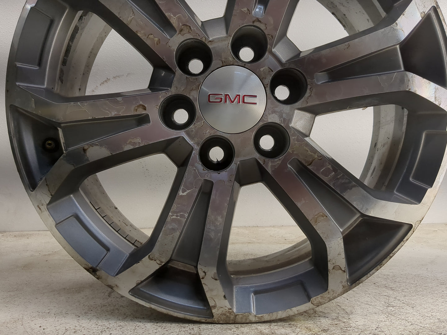 2013-2016 Gmc Acadia Oem Wheel Rim - Oemusedautoparts1.com