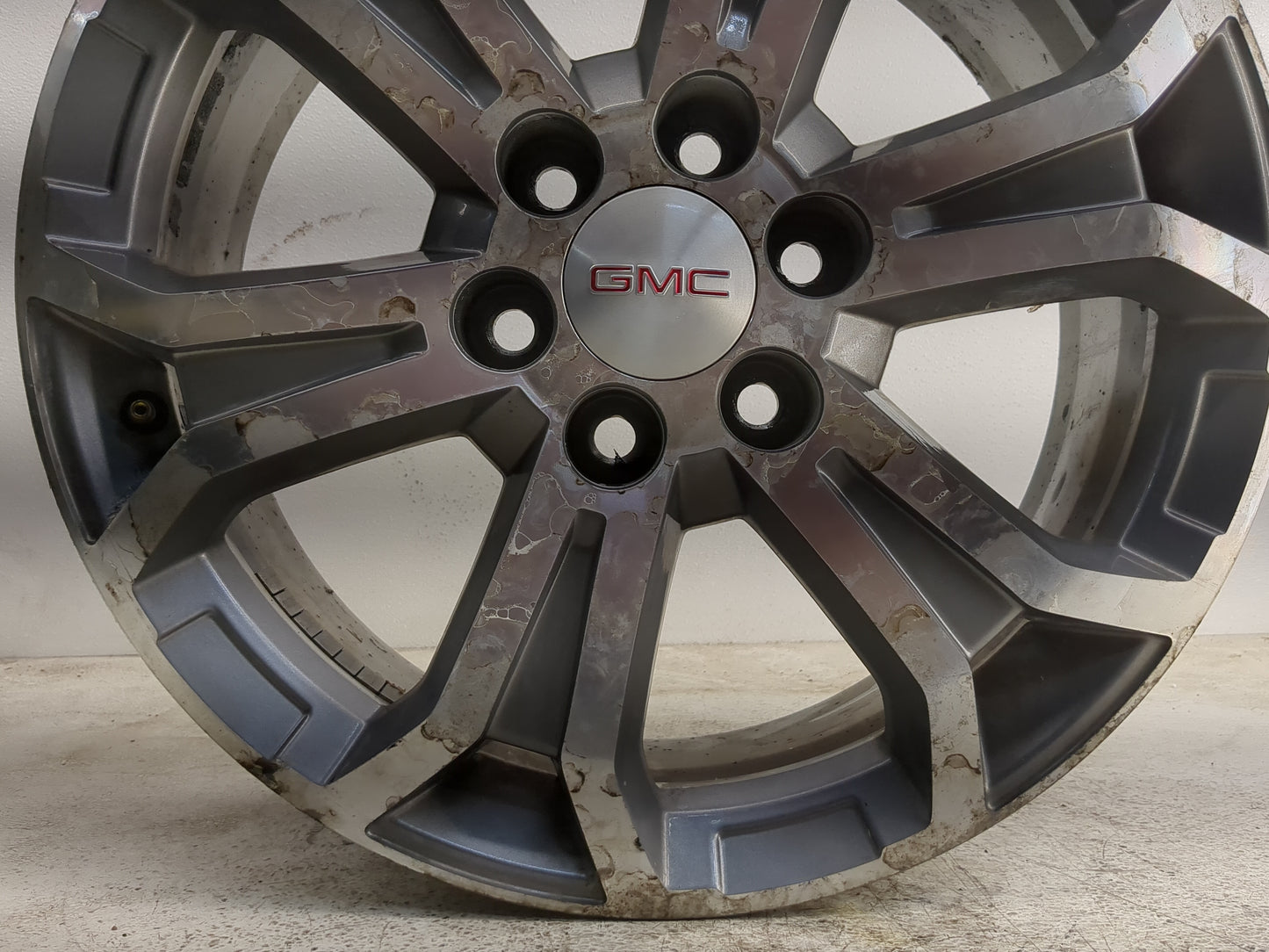 2013-2016 Gmc Acadia Oem Wheel Rim - Oemusedautoparts1.com