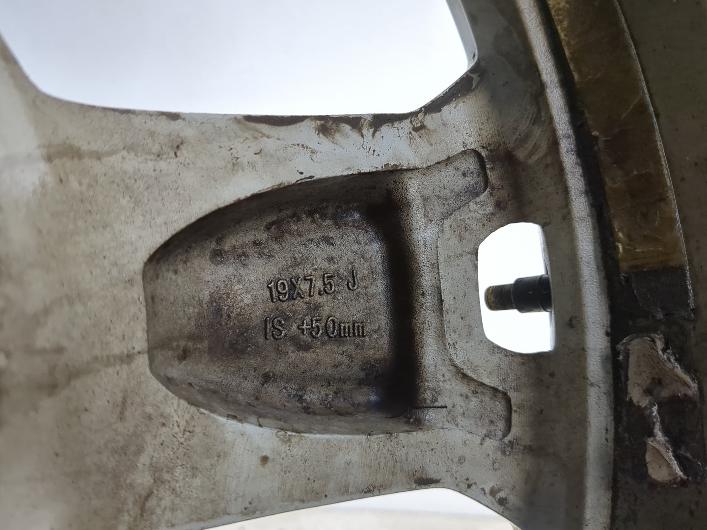 2013-2016 Gmc Acadia Oem Wheel Rim - Oemusedautoparts1.com