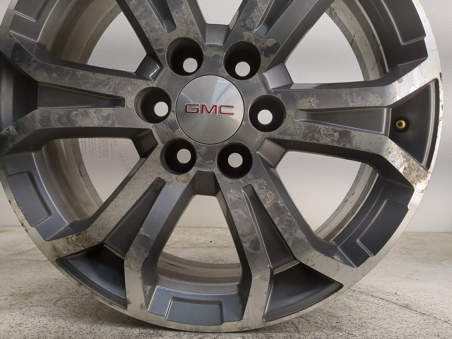 2013-2016 Gmc Acadia Oem Wheel Rim - Oemusedautoparts1.com