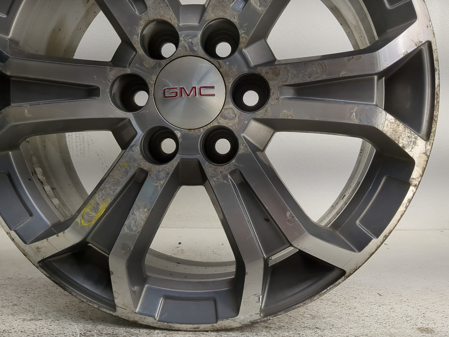 2013-2016 Gmc Acadia Oem Wheel Rim - Oemusedautoparts1.com