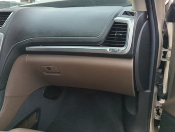 2016 Gmc Acadia Passenger Glove Box Door Storage Compartment - Oemusedautoparts1.com