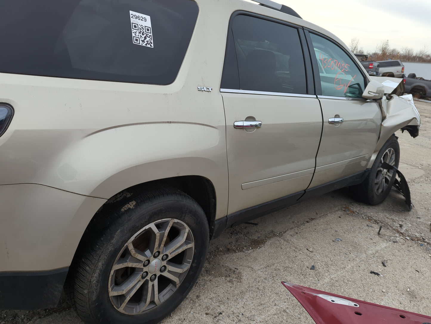 2007-2017 Gmc Acadia Passenger Rear Door Oem 1288585 - Oemusedautoparts1.com