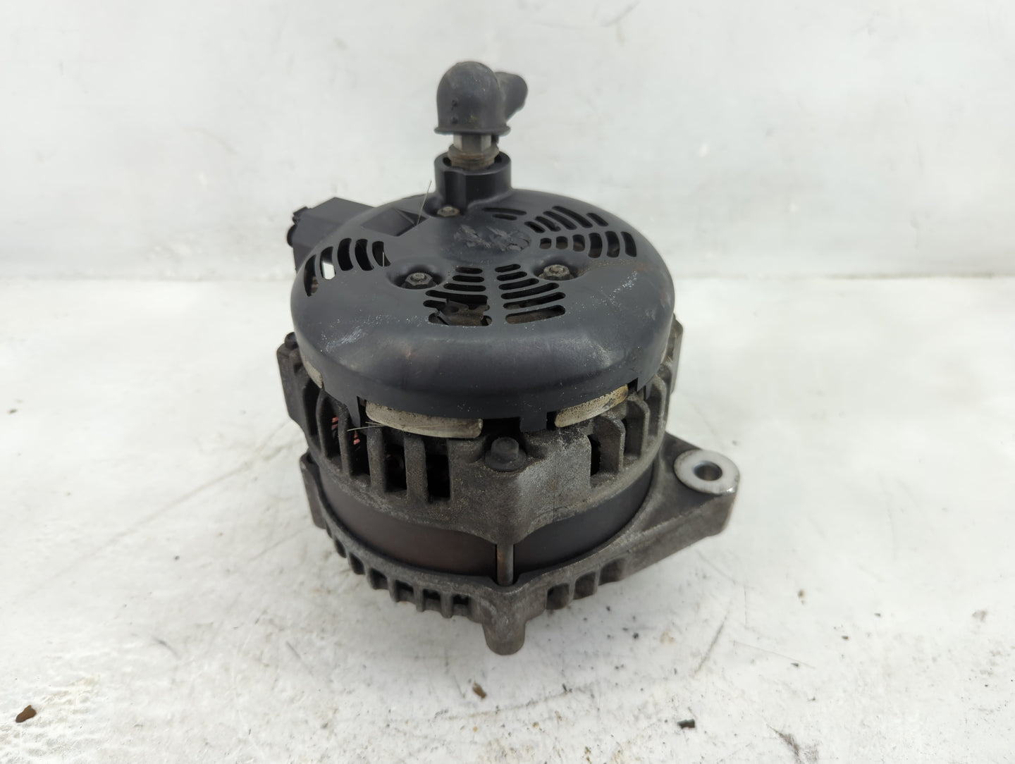 2013-2017 Gmc Acadia Alternator Replacement Generator Charging Assembly Engine OEM P/N:104210-6311 23105717 Fits OEM Used Au