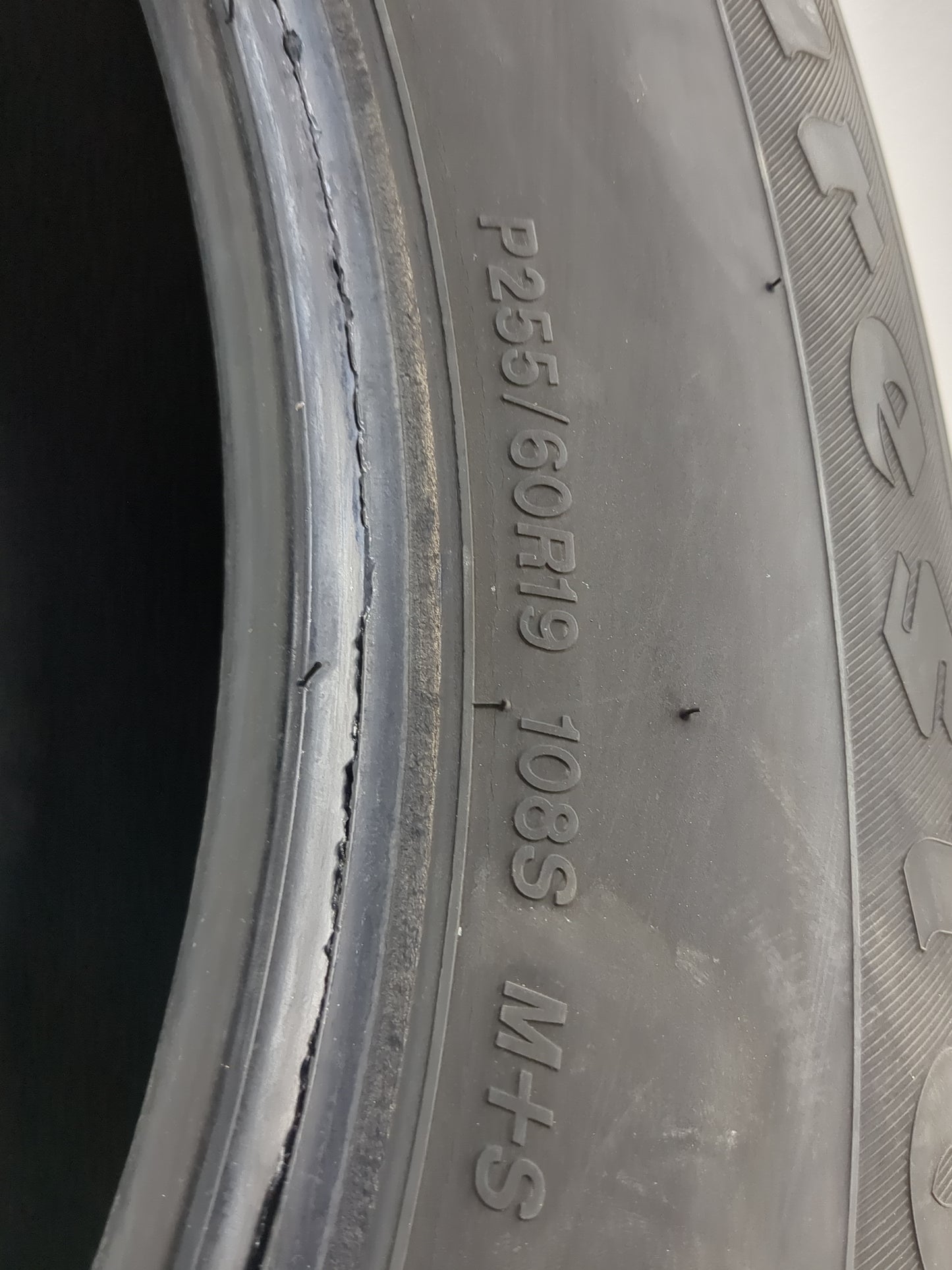 Used Tire 255/60R19 FIRESTONE ALL SEASON 108S - Tread Depth 7/32 - Oemusedautoparts1.com
