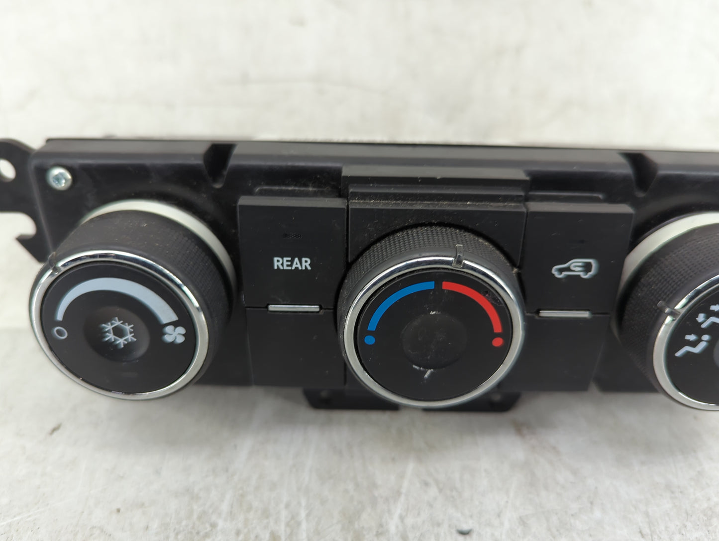 2013-2016 Gmc Acadia Climate Control Module Temperature AC/Heater Replacement P/N:22969801 Fits Fits 2013 2014 2015 2016 OEM