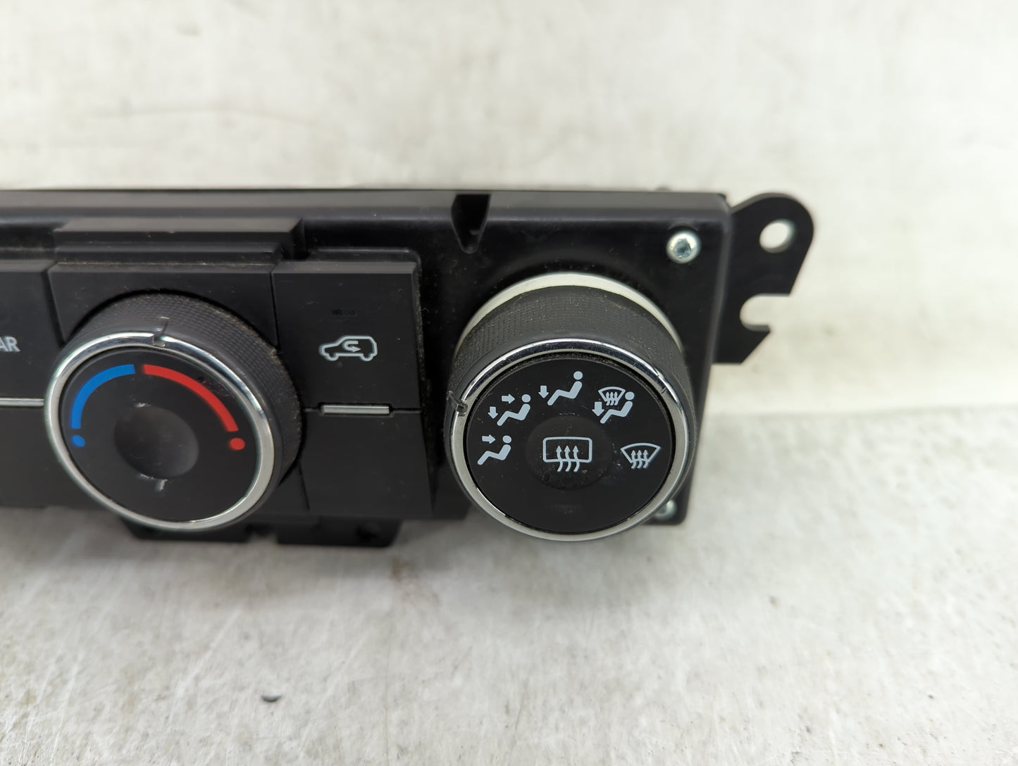 2013-2016 Gmc Acadia Climate Control Module Temperature AC/Heater Replacement P/N:22969801 Fits Fits 2013 2014 2015 2016 OEM