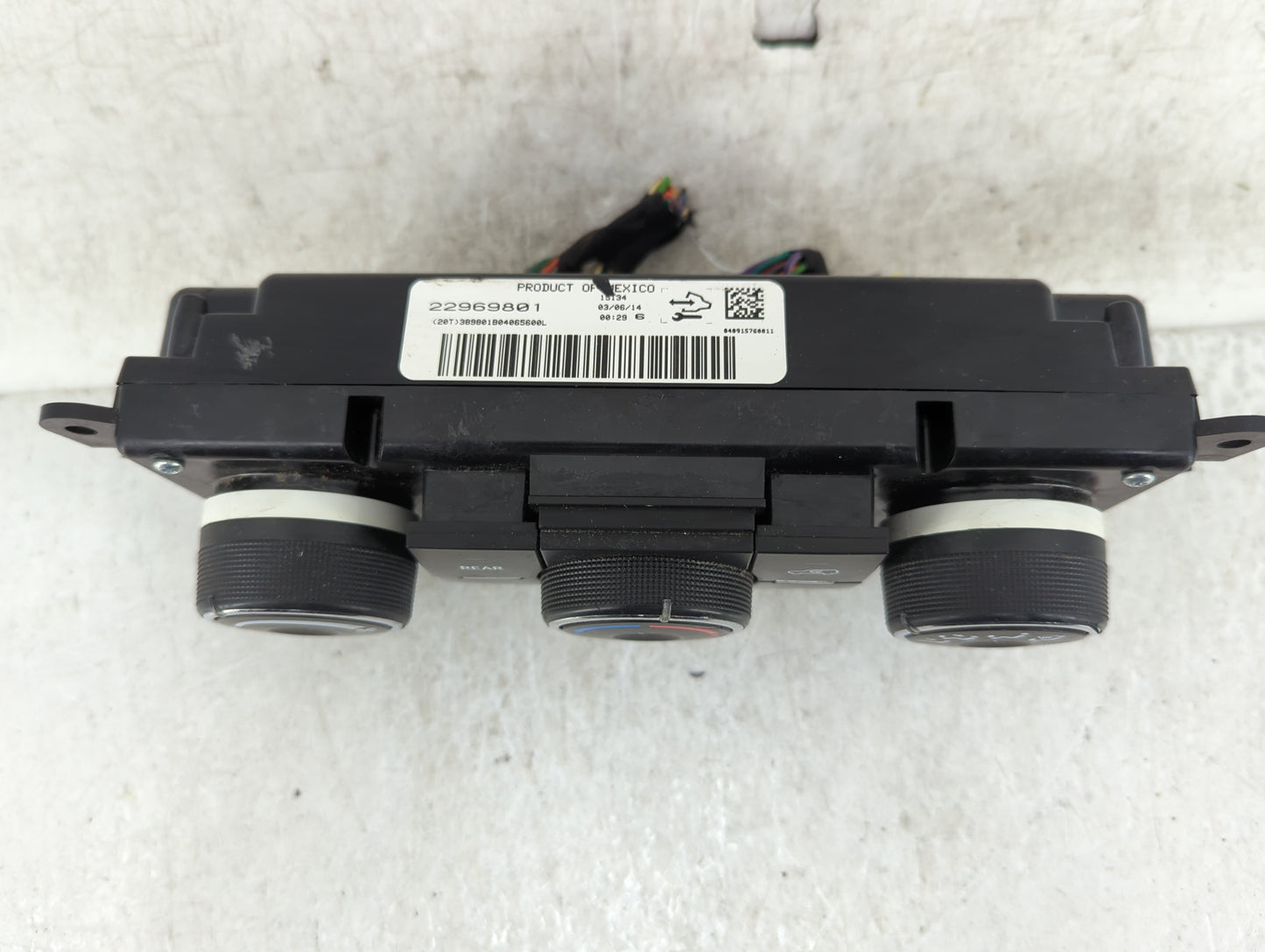 2013-2016 Gmc Acadia Climate Control Module Temperature AC/Heater Replacement P/N:22969801 Fits Fits 2013 2014 2015 2016 OEM