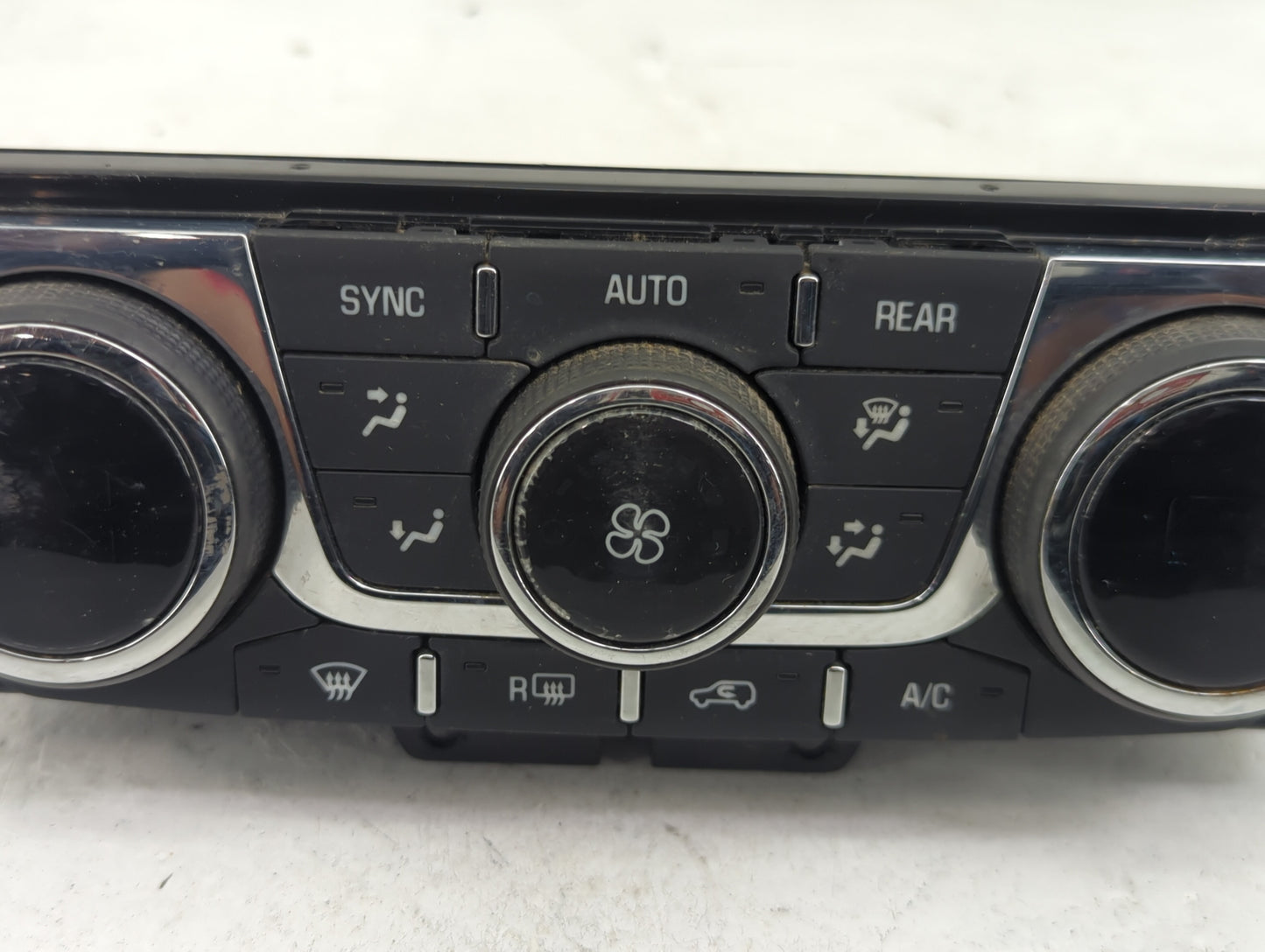 2013-2017 Gmc Acadia Climate Control Module Temperature AC/Heater Replacement P/N:23158334 3239800000000X Fits OEM Used Auto