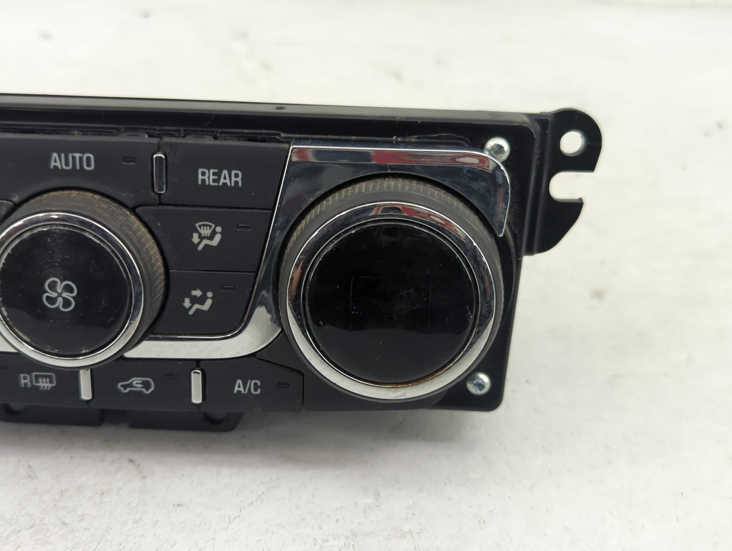 2013-2017 Gmc Acadia Climate Control Module Temperature AC/Heater Replacement P/N:23158334 3239800000000X Fits OEM Used Auto