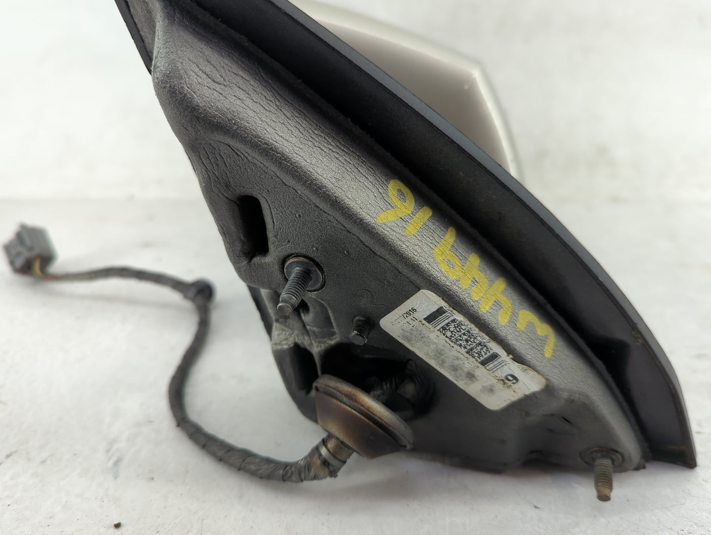2015-2017 Gmc Acadia Driver Side View Mirror - Left Door Mirror OEM Used - Oemusedautoparts1.com