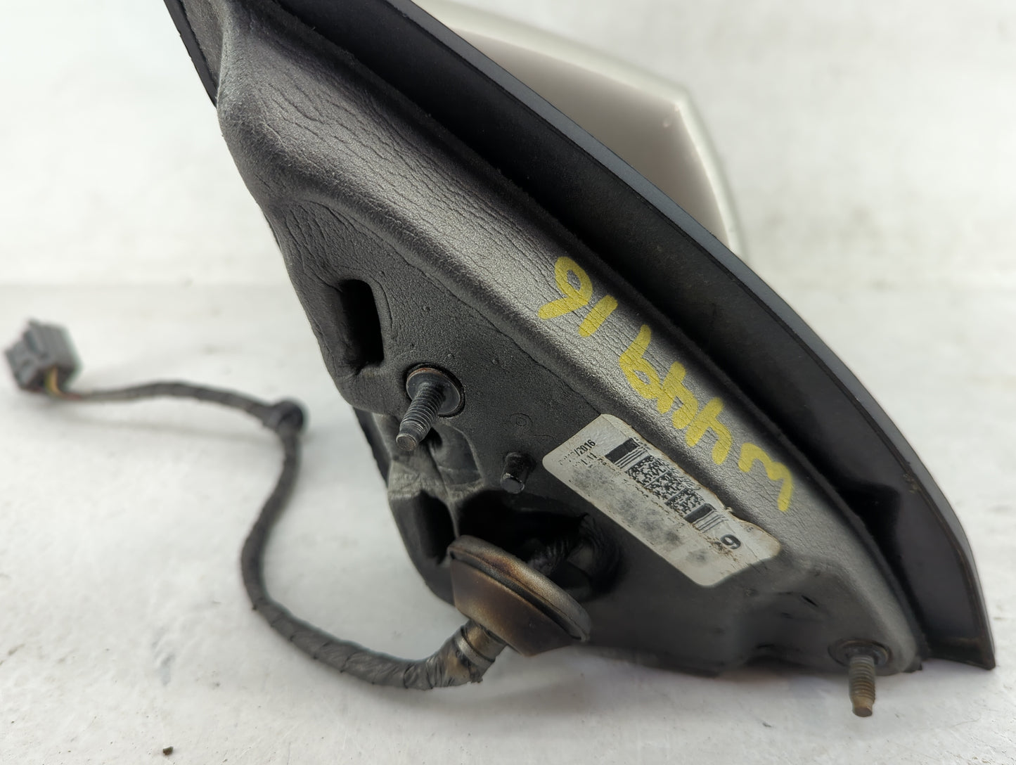 2015-2017 Gmc Acadia Driver Side View Mirror - Left Door Mirror OEM Used - Oemusedautoparts1.com