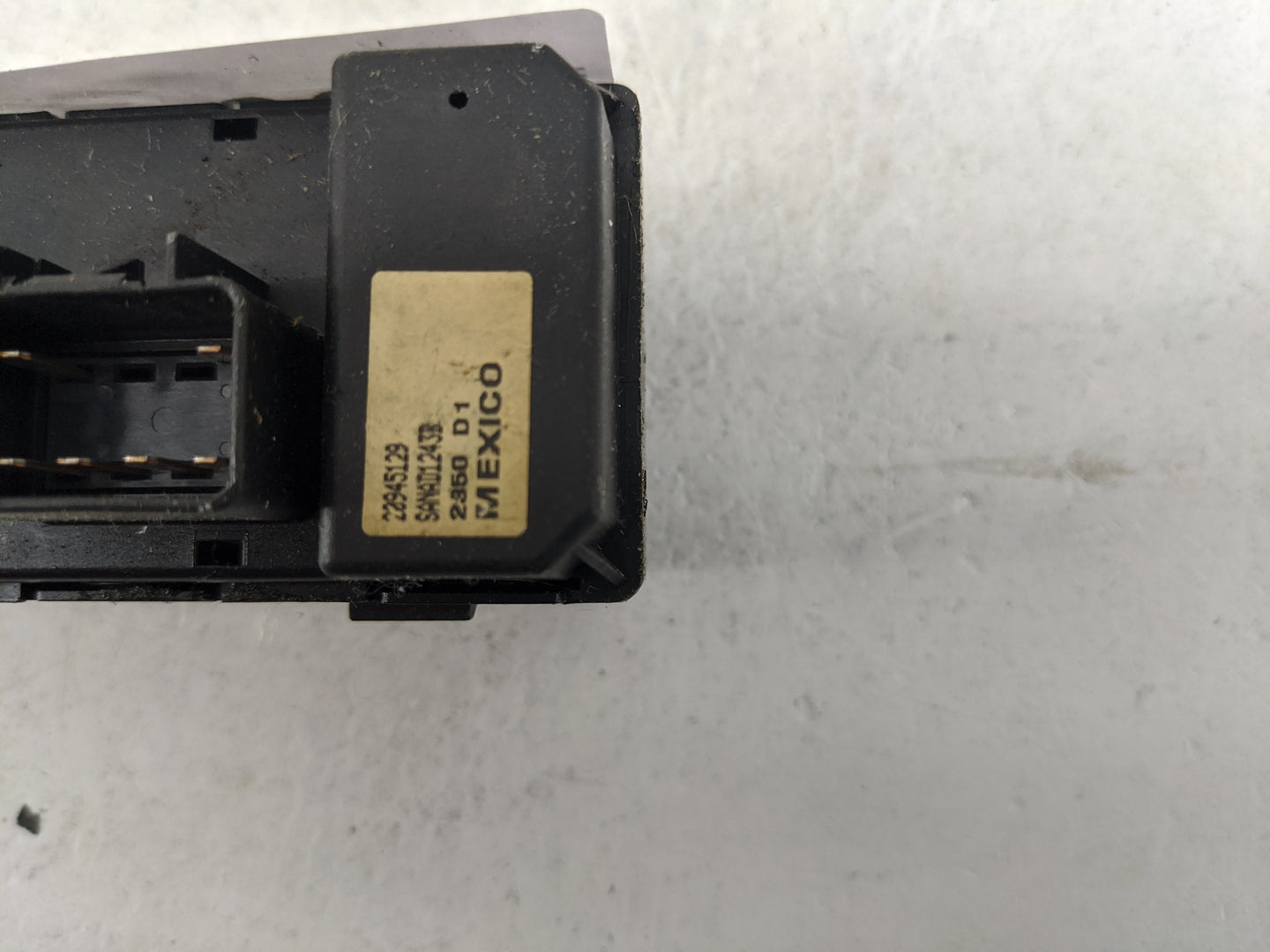 2016 Gmc Acadia Master Power Window Switch Replacement Driver Side Left P/N:2295129 54WC0243B Fits OEM Used Auto Parts - Oem