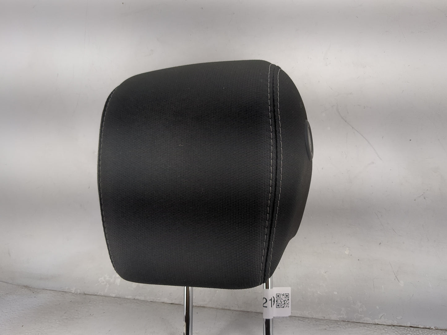 2015-2017 Gmc Acadia Headrest Head Rest Front Driver Seat Black - Oemusedautoparts1.com