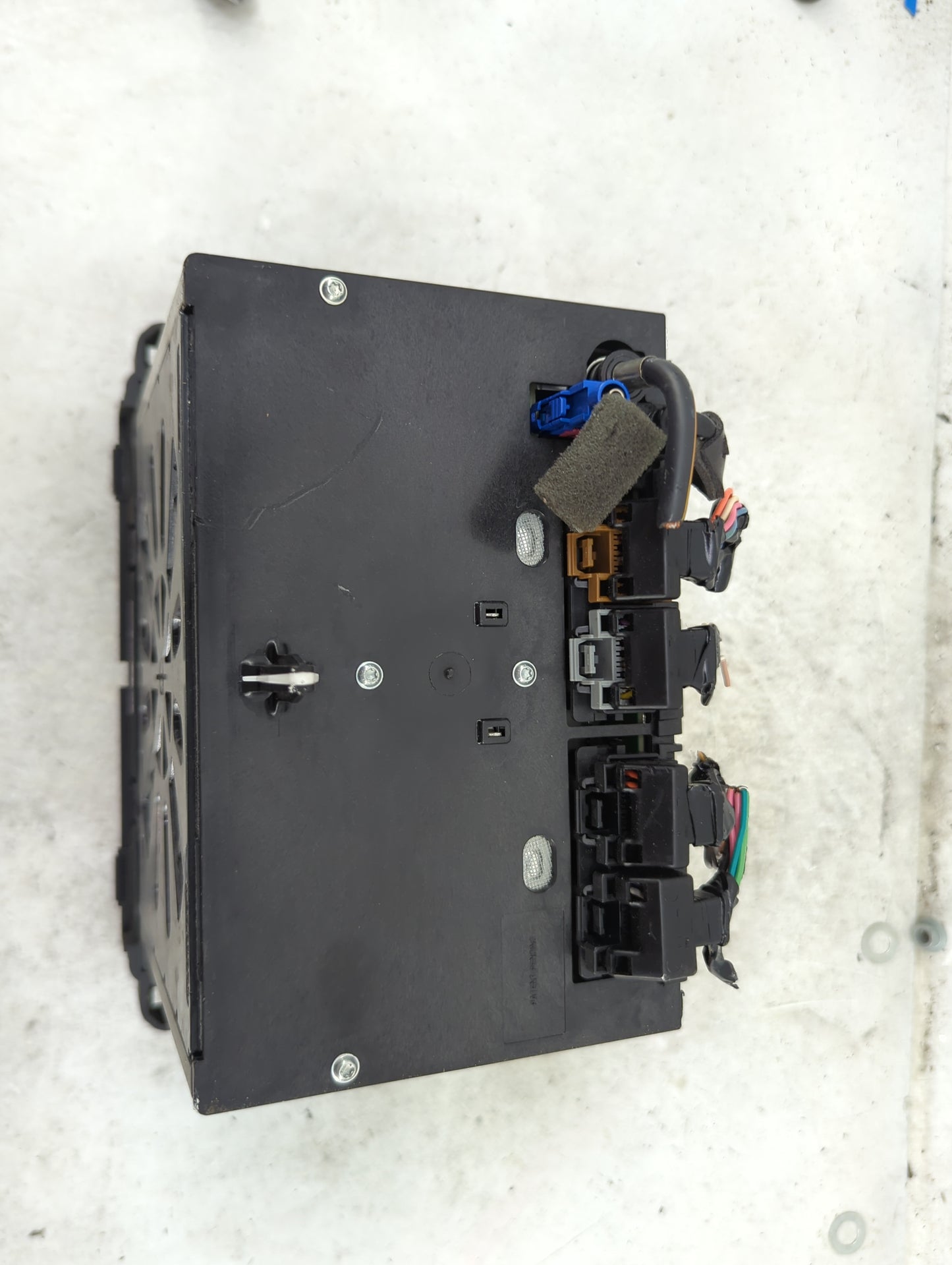 2015-2017 Gmc Acadia Radio AM FM Cd Player Receiver Replacement P/N:23395482 28506426, 3432A-0050TR Fits Fits 2015 2016 2017