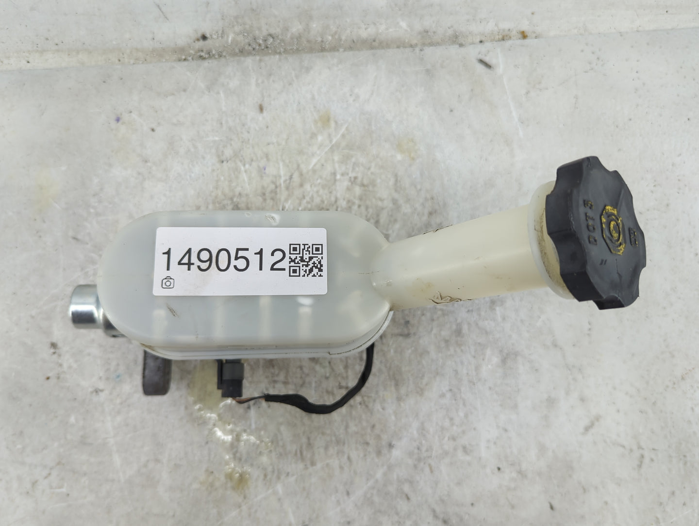 2009-2017 Gmc Acadia Brake Master Cylinder 1490512 - Oemusedautoparts1.com