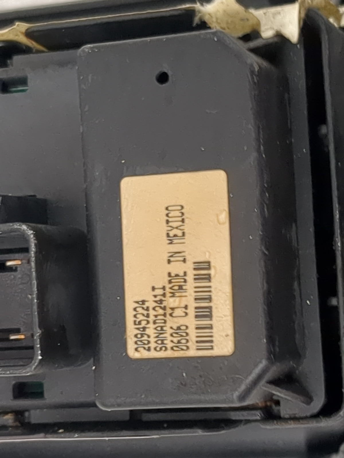 2007-2017 Gmc Acadia Master Power Window Switch Replacement Driver Side Left P/N:20945224 SANAD1241I Fits OEM Used Auto Part
