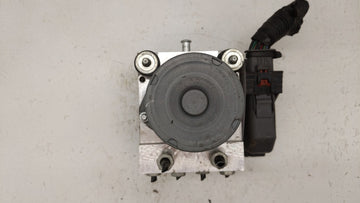 2012-2017 Gmc Acadia ABS Pump Control Module Replacement P/N:23407416 22912777, 22893248 Fits Fits 2012 2013 2014 2015 2016 2017 OEM Used Auto Parts