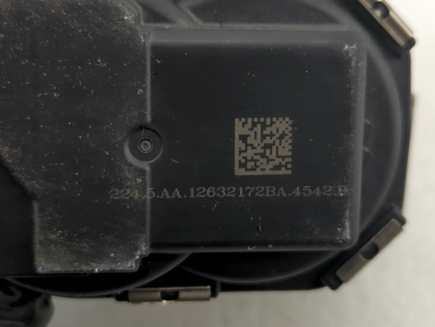 2012-2017 Gmc Acadia Throttle Body P/N:12670981AA 12632172BA Fits Fits 2012 2013 2014 2015 2016 2017 2018 2019 OEM Used Auto