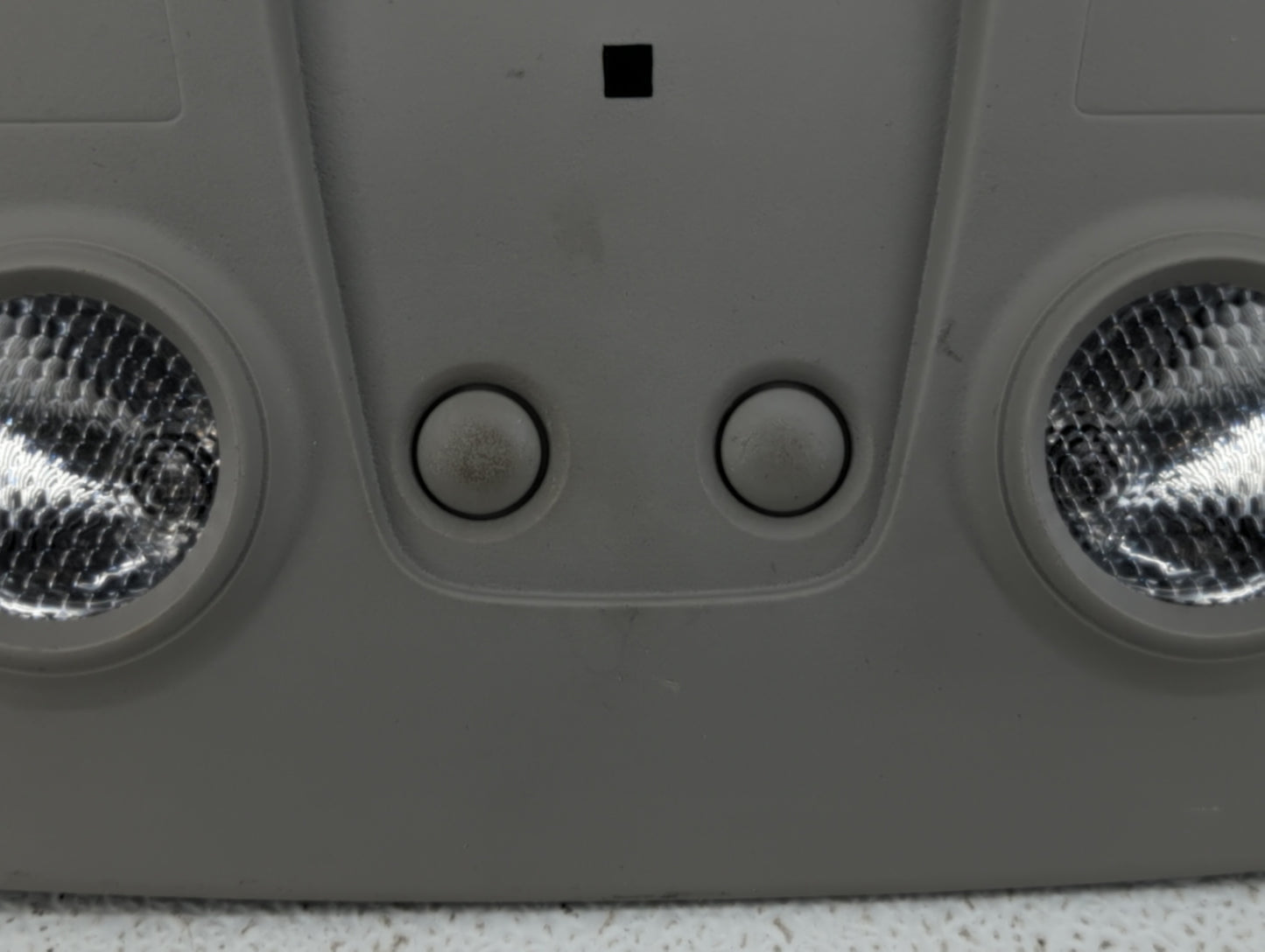 2015-2017 Gmc Acadia Overhead Roof Console Grey - Oemusedautoparts1.com