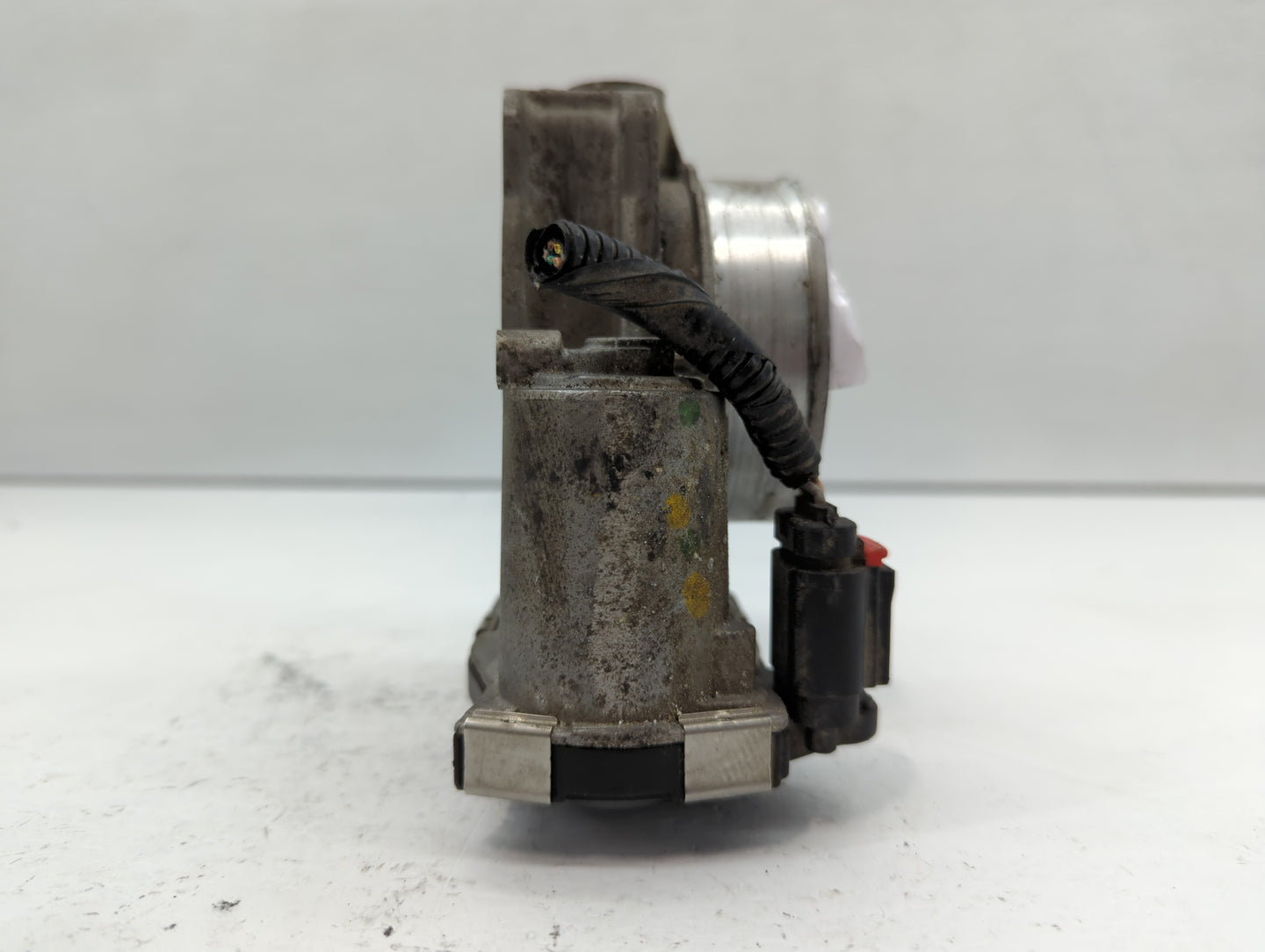2012-2017 Gmc Acadia Throttle Body P/N:12632172BA Fits Fits 2012 2013 2014 2015 2016 2017 2018 2019 2020 2021 2022 OEM Used 