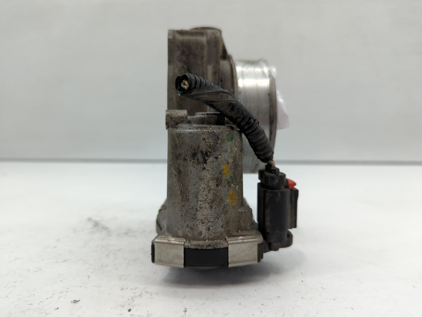 2012-2017 Gmc Acadia Throttle Body P/N:12632172BA Fits Fits 2012 2013 2014 2015 2016 2017 2018 2019 2020 2021 2022 OEM Used 