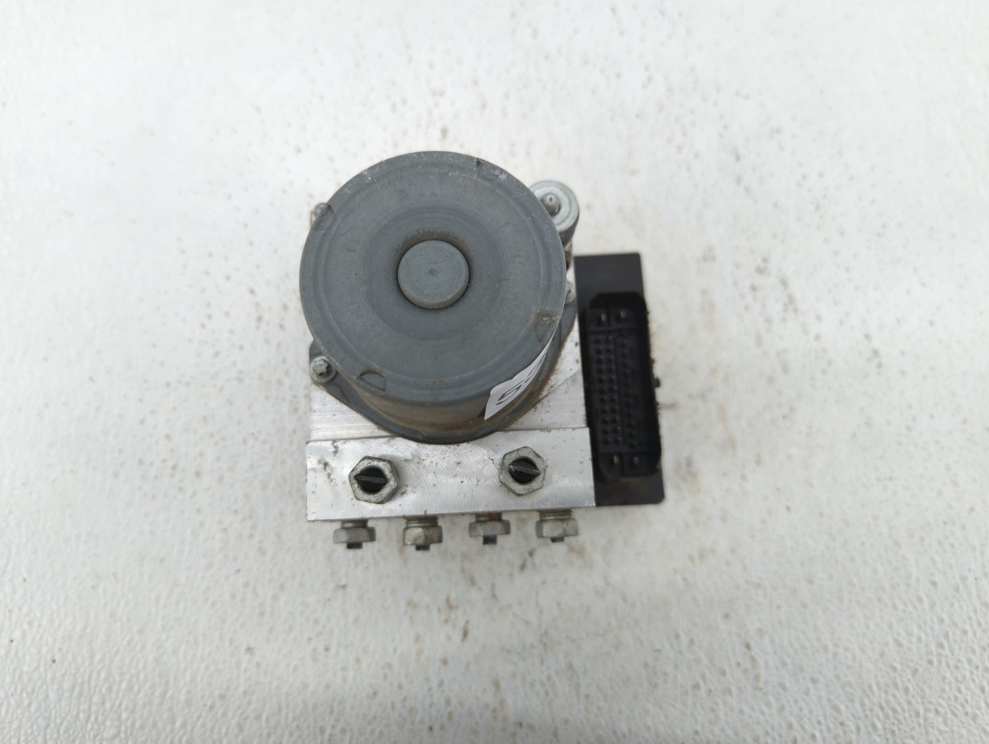 2012-2017 Gmc Acadia ABS Pump Control Module Replacement P/N:23407415 Fits Fits 2012 2013 2014 2015 2016 2017 OEM Used Auto 