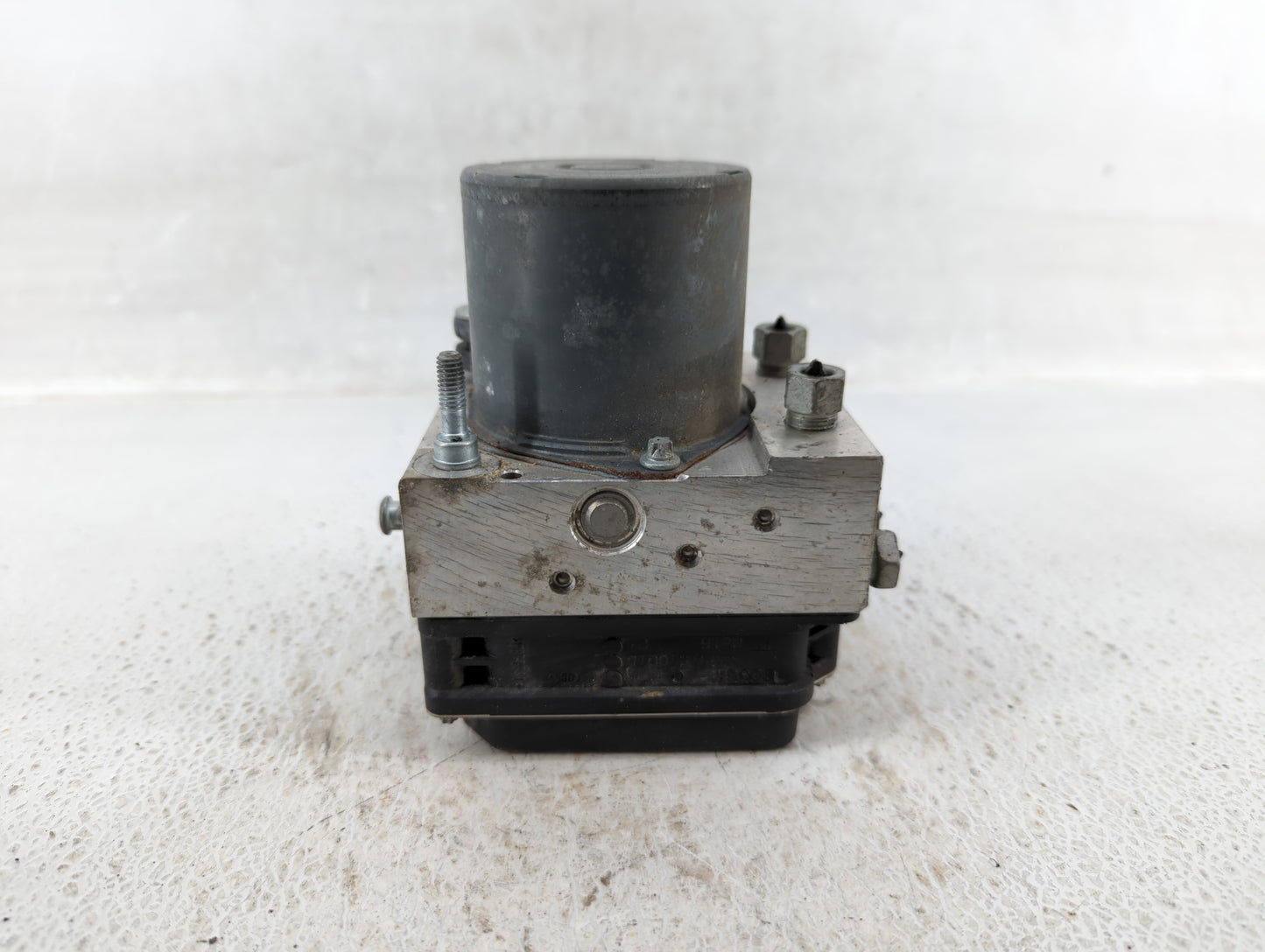 2012-2017 Gmc Acadia ABS Pump Control Module Replacement P/N:23407415 Fits Fits 2012 2013 2014 2015 2016 2017 OEM Used Auto 